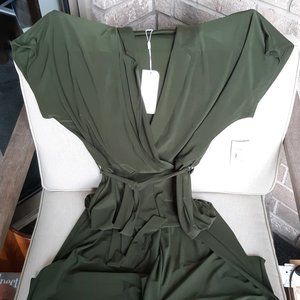 BNWT Superfoxx Olive green full length wide legged jumpsuit M